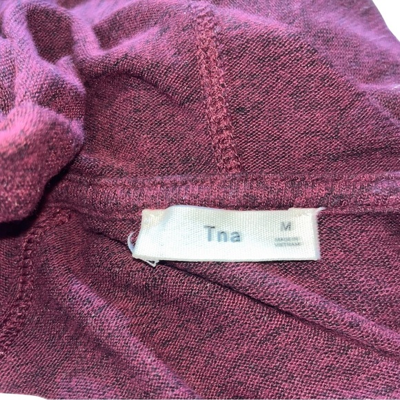 TNA Burgundy Marled Lightweight Hoodie M Cozy Loungewear Athleisure Layering Top - Picture 5 of 5